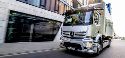 Mercedes «рассекретил» новый eActros