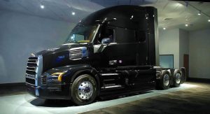 Pioneer — новый флагман Mack с кабиной от Volvo. РусКомАвто — грузовой автосервис в Москве и МО
